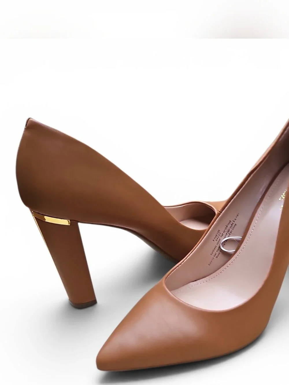 Andrew Marc New York Racee Tan Pointed-Toe High Heel Pumps with Gold Trim Sz 8.5
